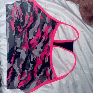 Hard Candy Sport Camouflage sport bra size M(7-9) Hot pink,Black,Dark/light gray